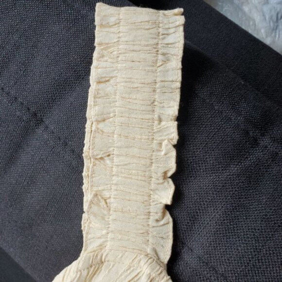 Anthropologie Current Air Cream Ruffled Top Size Small - Picture 9 of 12